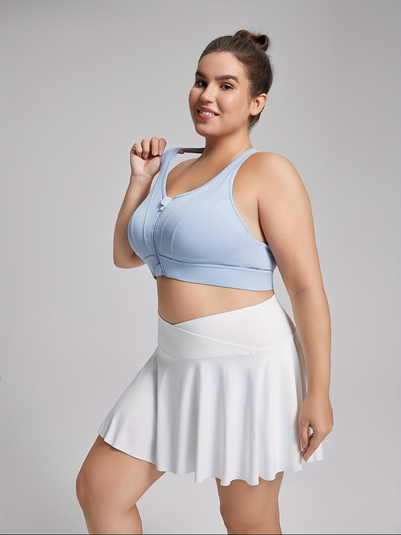 Plus Size Women's Zipper Sports Bra Yoga Vest with Padded Bust and Back Support