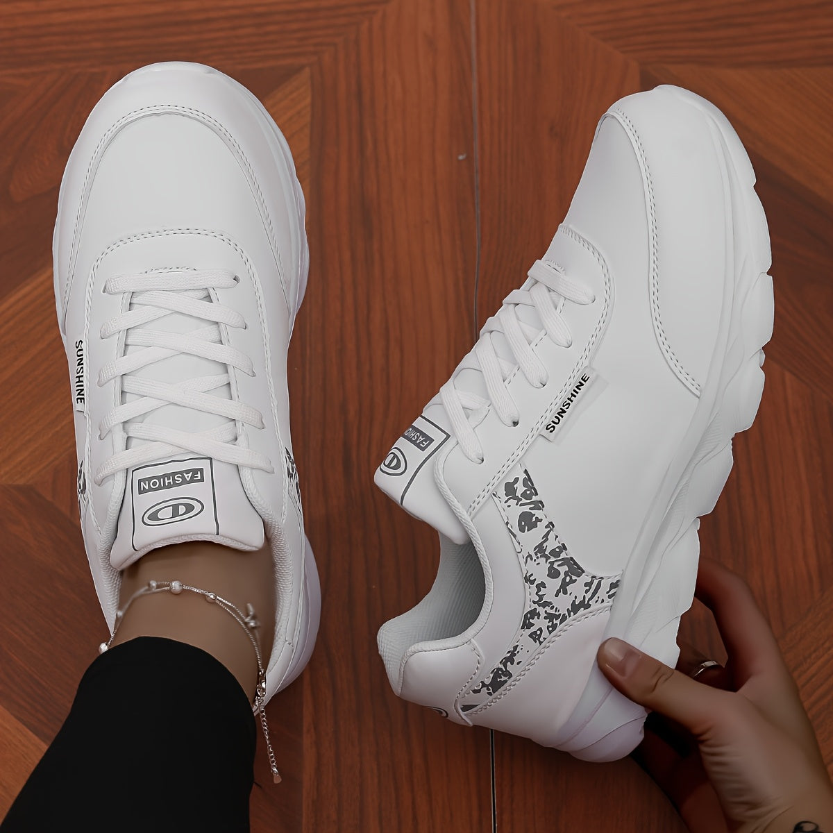 Women’s Casual Sneakers Lightweight Breathable Mesh Lace-Up Running Shoes