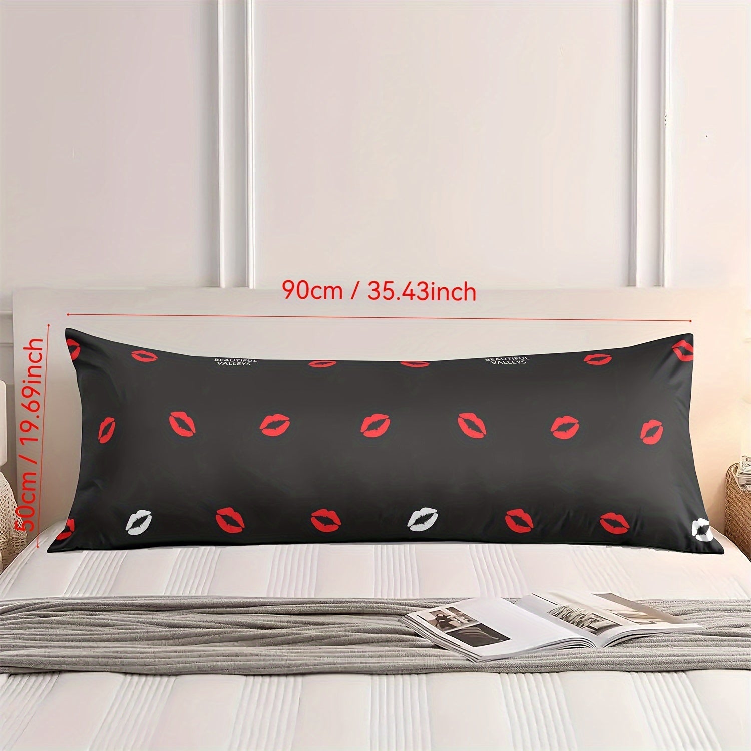 Polyester Geometric Pattern Pillowcase for Body Pillow Soft and Washable