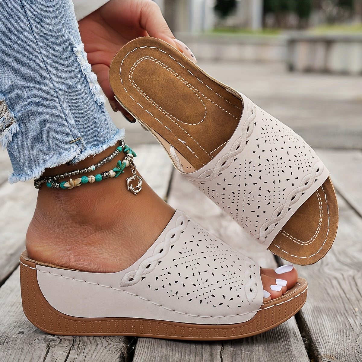 Women's Solid Color Platform Sandals Open Toe Slip-On Summer Lightweight