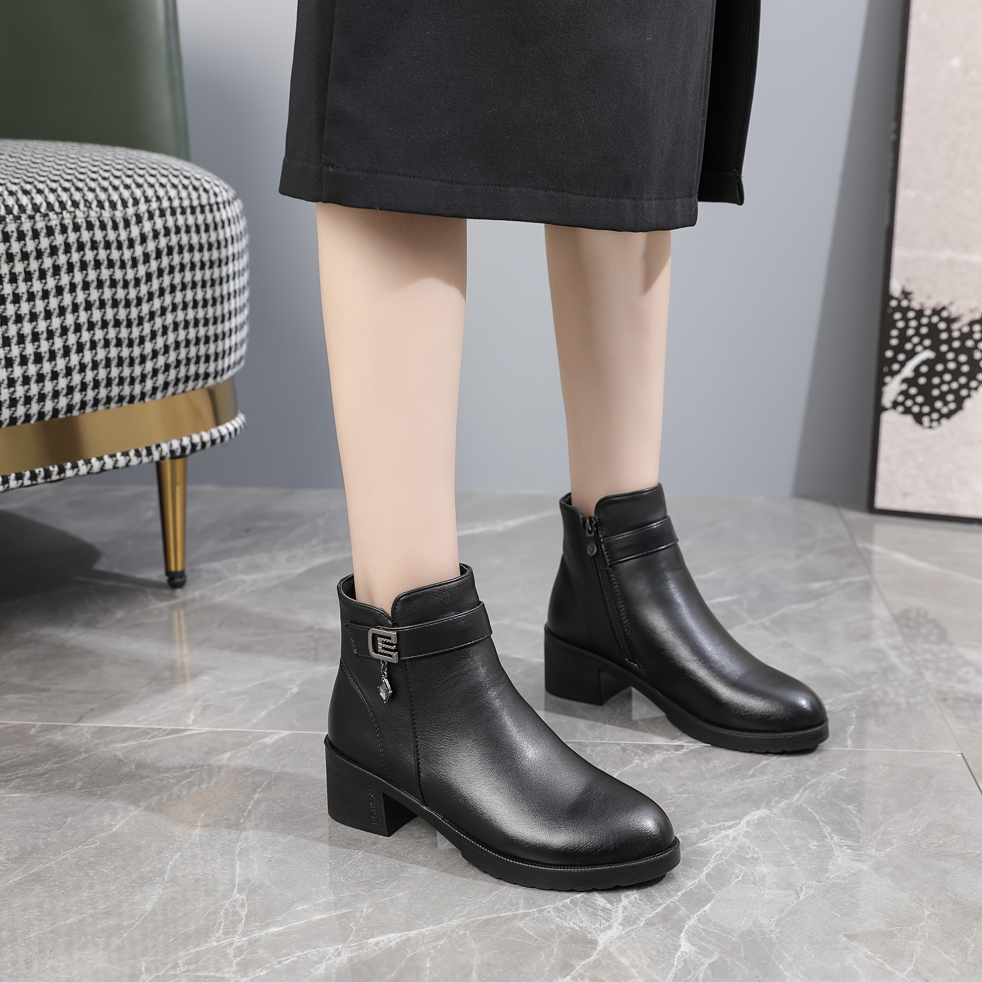 Women's Faux Plush Mid-Heel Winter Boots with Zipper and Non-Slip Sole