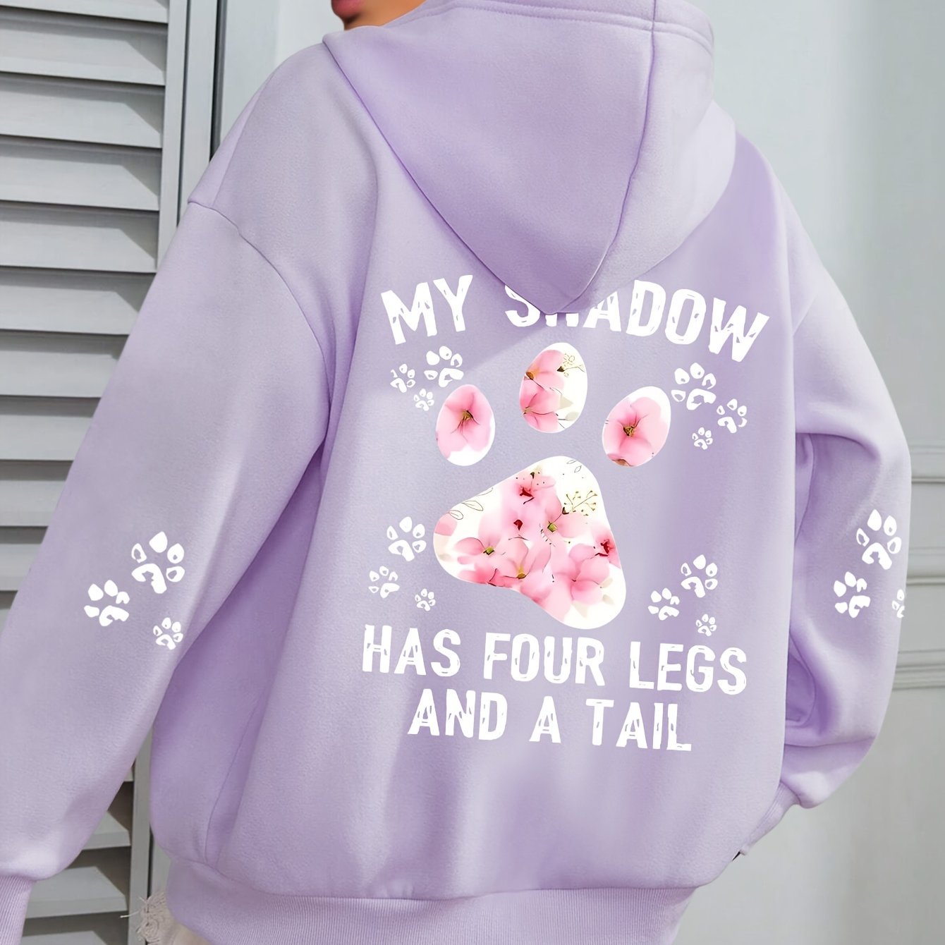 Plus Size Women's Casual Hoodie Graphic Pullover with Paw Print Design