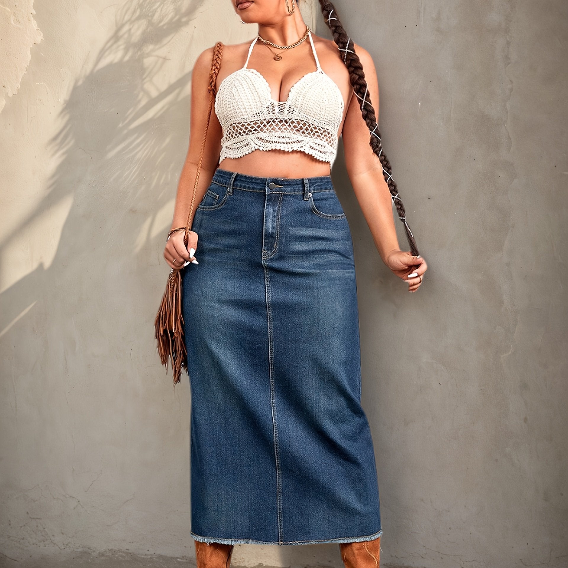 Women's Plus Size High-Waisted Denim Midi Skirt with Frayed Hem and Slit
