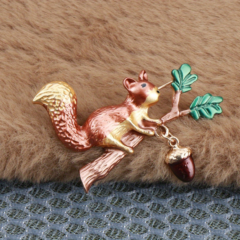 Gothic Style Enamel Squirrel Brooch Pin for Wool Sweaters Jackets