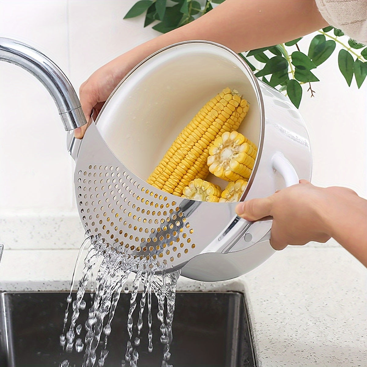 Stainless Steel Kitchen Filter for Washing Vegetables and Water Draining