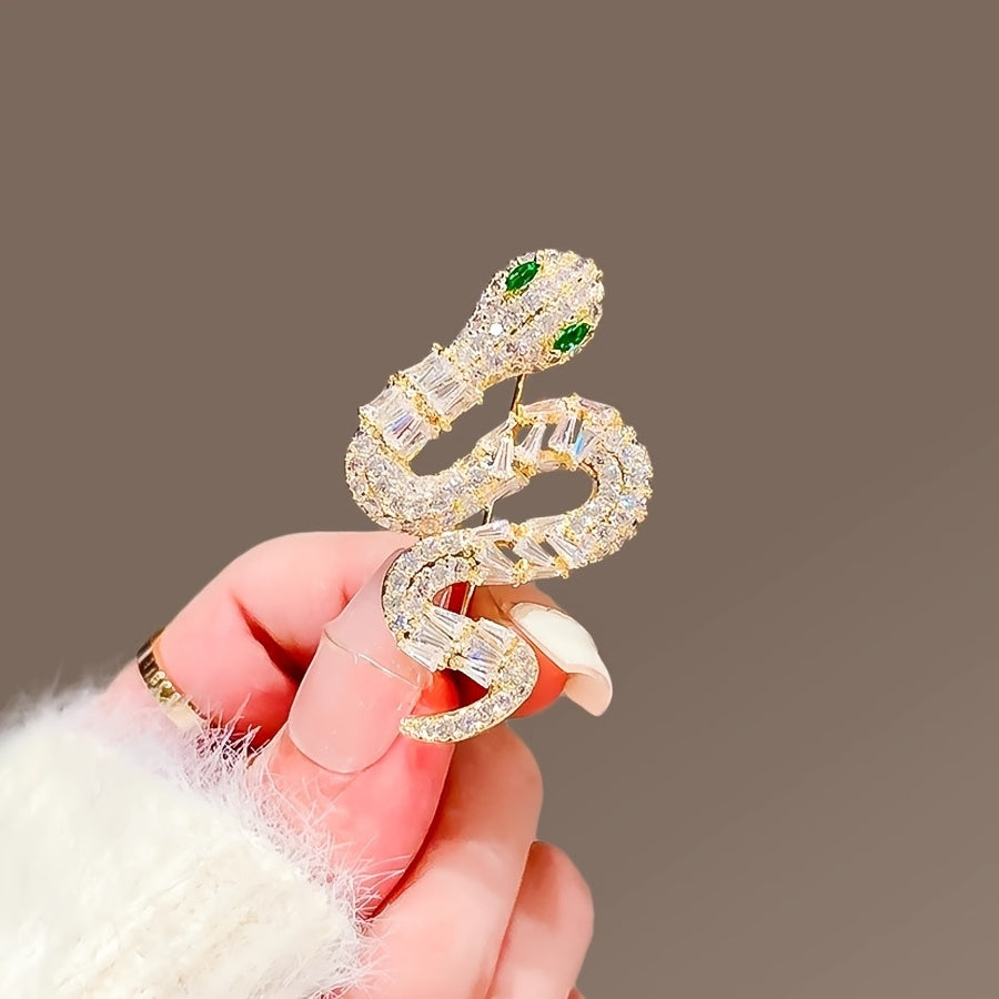 Women’s Green Eyes Rhinestone Snake Brooch Pin Elegant Animal Jewelry
