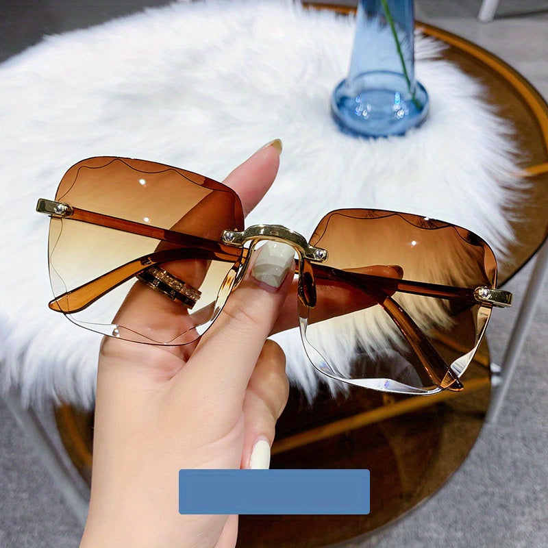 Square Rimless Fashion Sunglasses for Women and Men with Gradient Sun Shades
