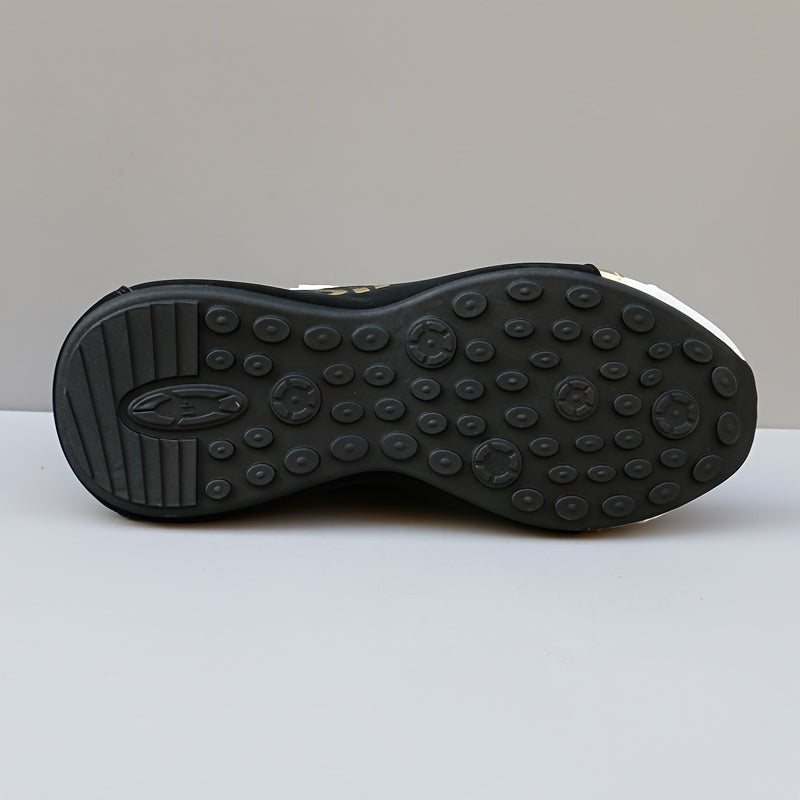 Men's Breathable Lace-Up Sneakers for Outdoor Running and Casual Wear