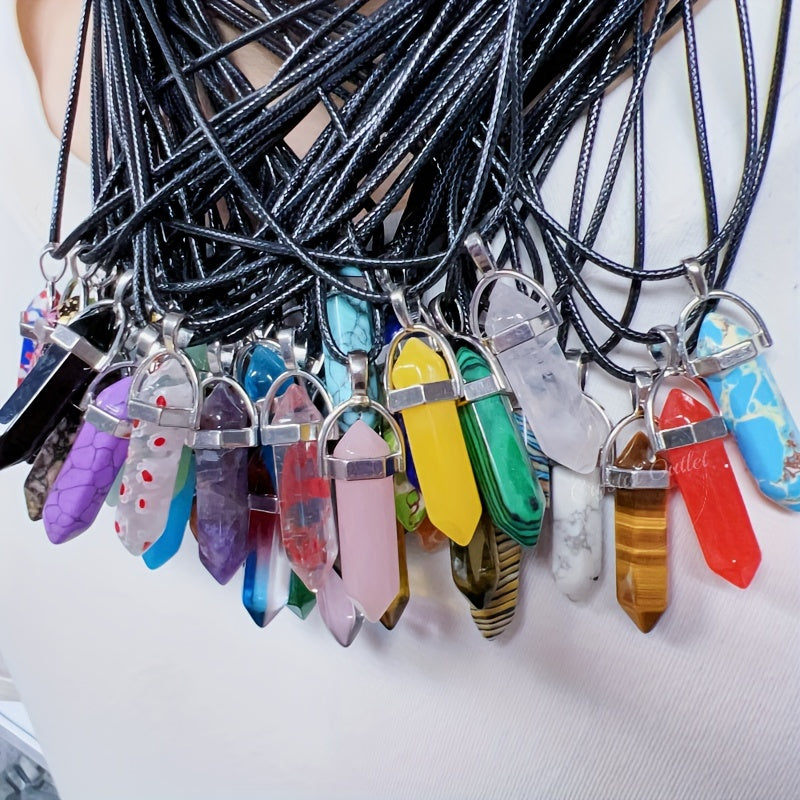 Qora faux charm bilan zanjirli halqa bilan kristalli oltiburchakli pendantsiz taqinchoq