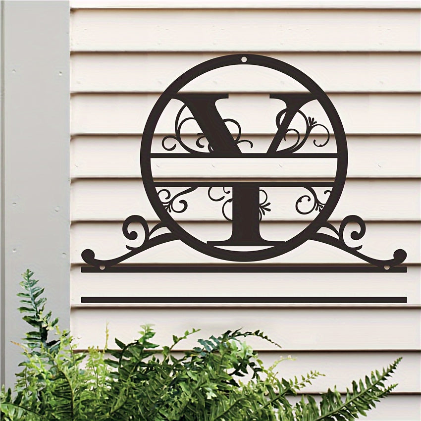 Maxsus metall oilaviy nom yozuvi bilan monogram va familiya, ob-havo sharoitiga chidamli, bardoshli va teksturali yakuniy uchun uy bezaklari