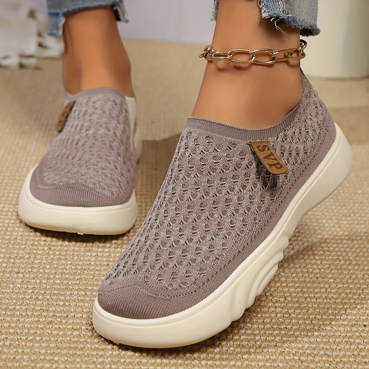 Women's Breathable Mesh Slip-On Sneakers Casual Lightweight Non-Slip Sole All-Season