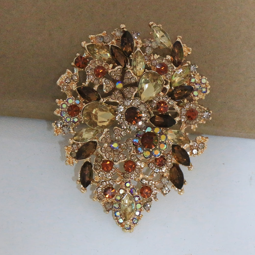 Erkaklar uchun hashamatli retro kristall shisha brosh, katta o'lchamda va ko'p rangli rhinestone'lar bilan, hashamat va nafislikni qo'shadi.