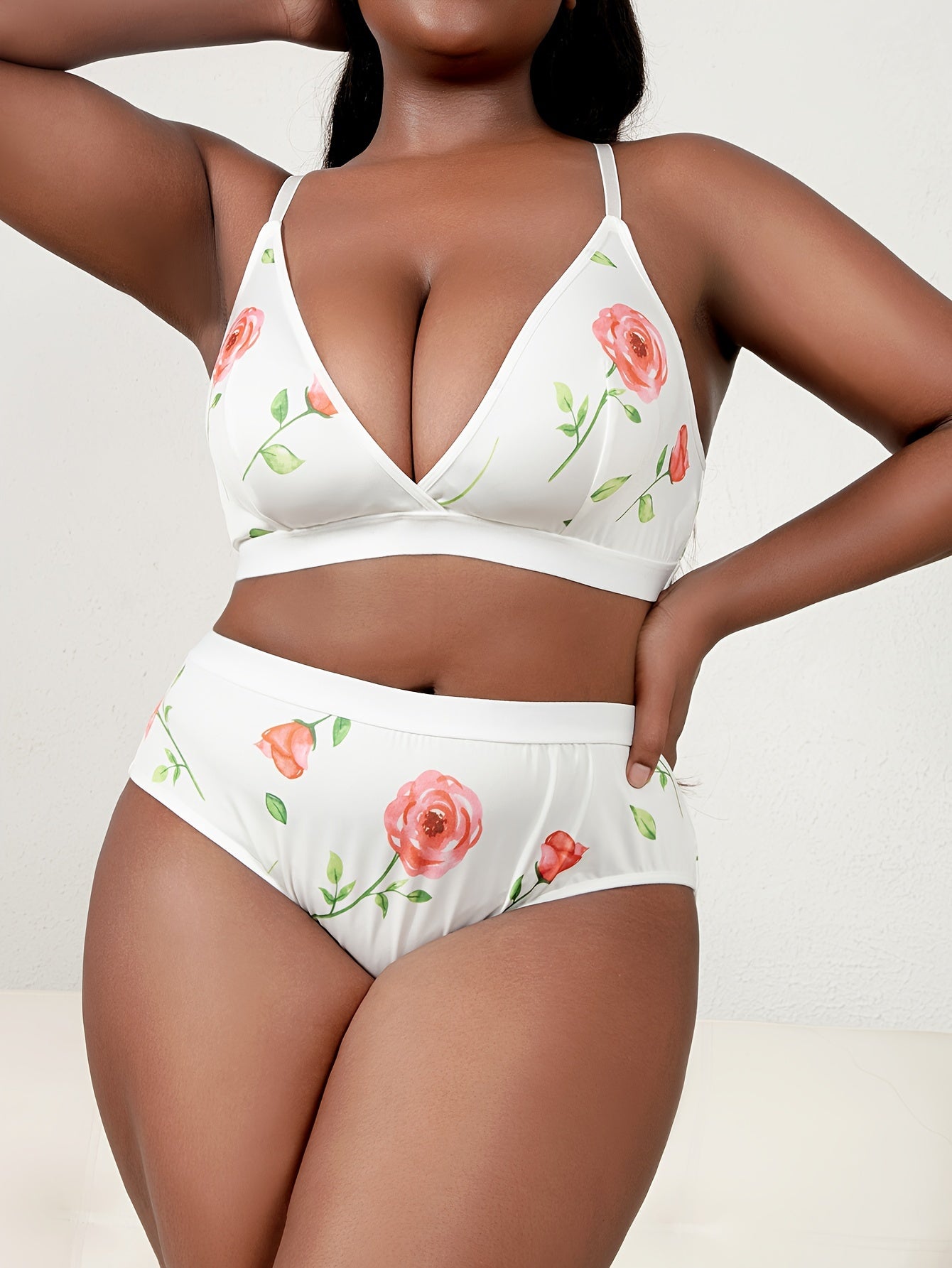 Набор женского белья больших размеров с цветочным принтом, с racerback, бюстгальтером plunge и трусиками
