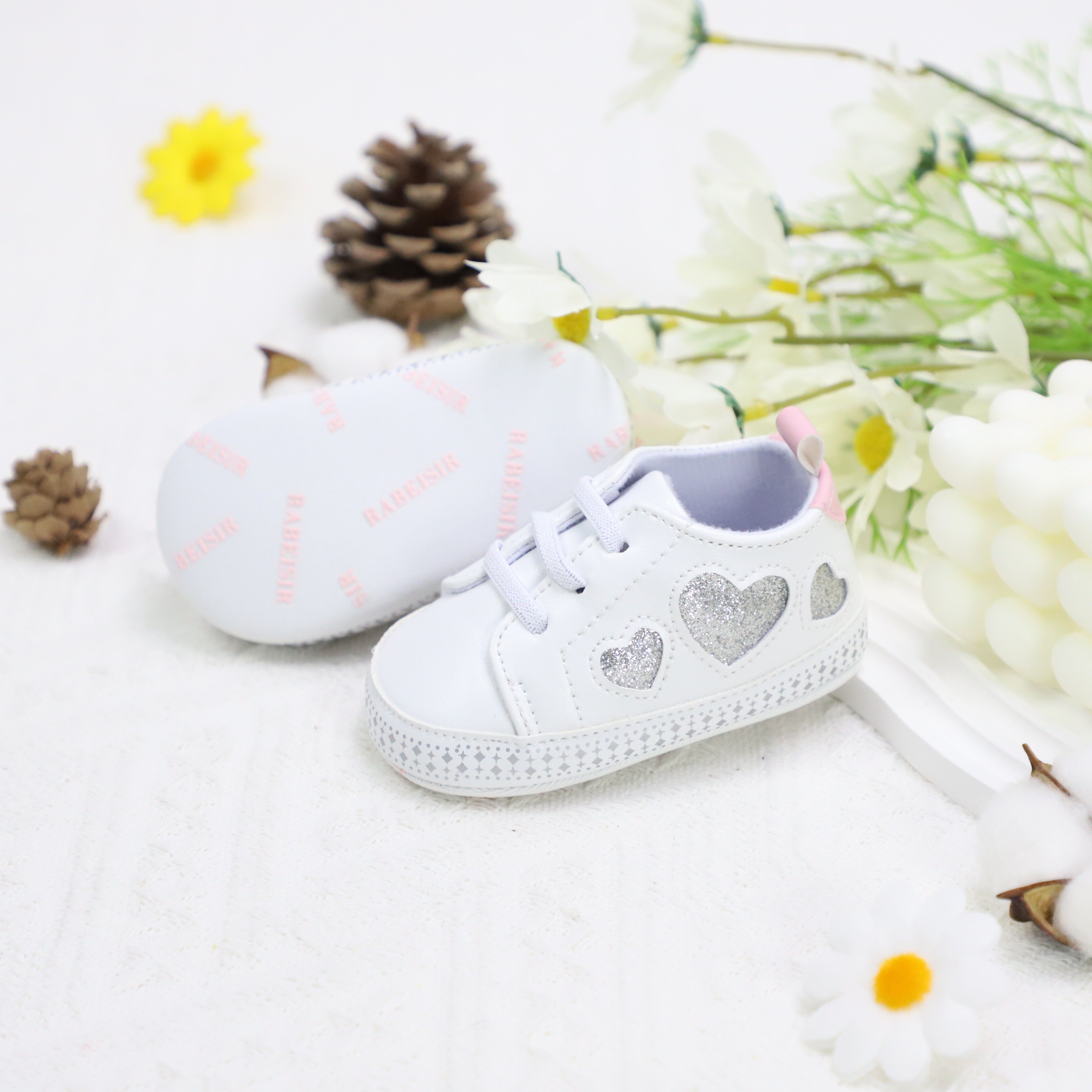 Sparkling Love Design Non-Slip Infant Shoes for Daily and Holiday Use All Seasons