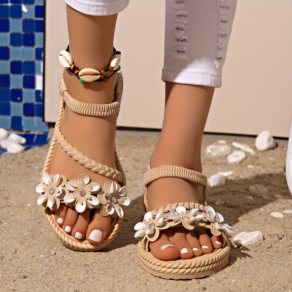 Plus Size Flat Sandals for Women Floral Open Toe Summer Beach Shoes