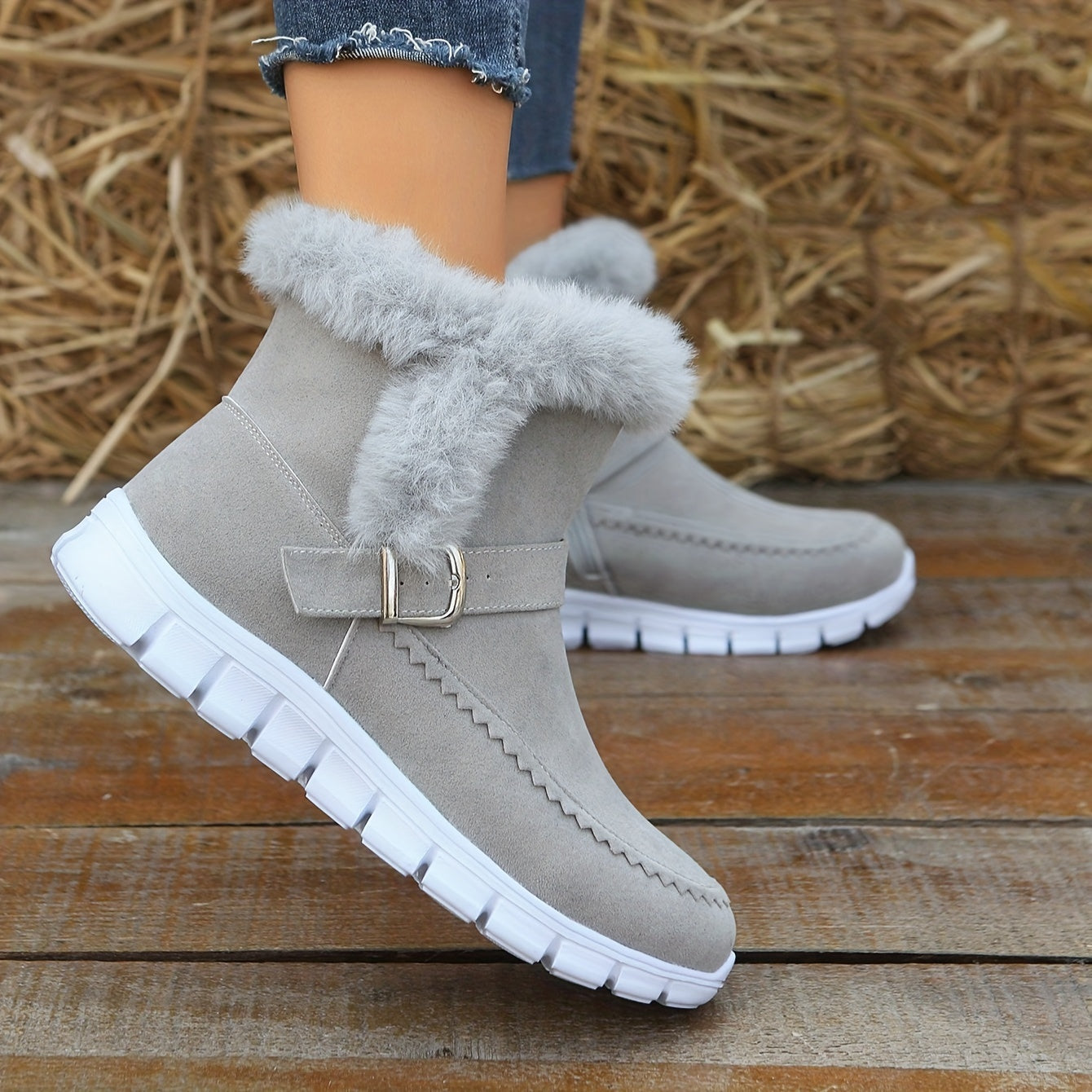 Women's Faux Fur-Lined Winter Snow Boots Thick Sole Gray Fabric