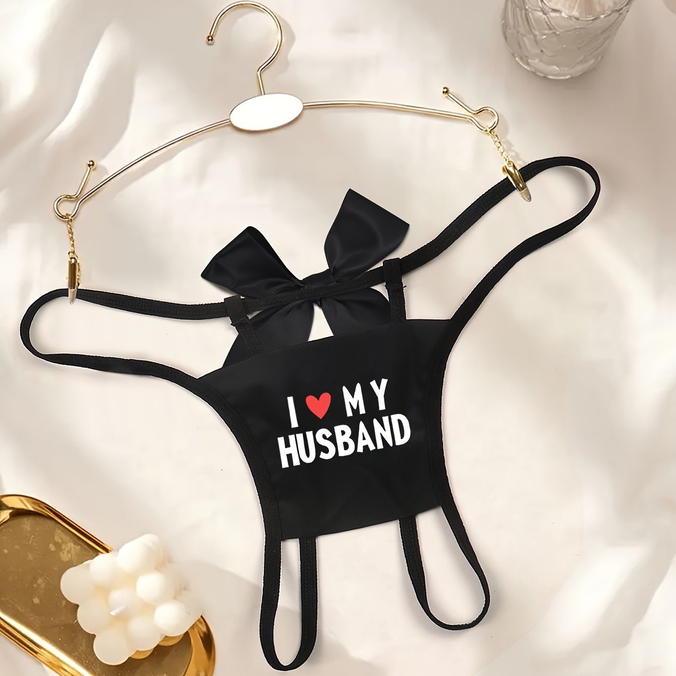 Роскошное кружевное боди-стринги с узором, открытым промежутком и низкой талией