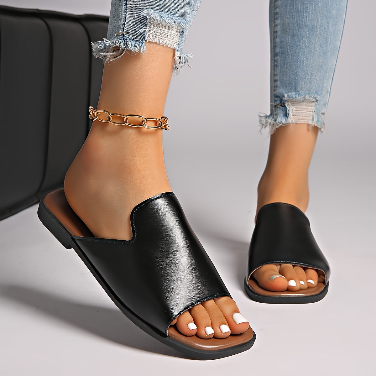 Women's Flat Sandals Slip-On Square Toe Cushioned Breathable Summer Beach Shoes