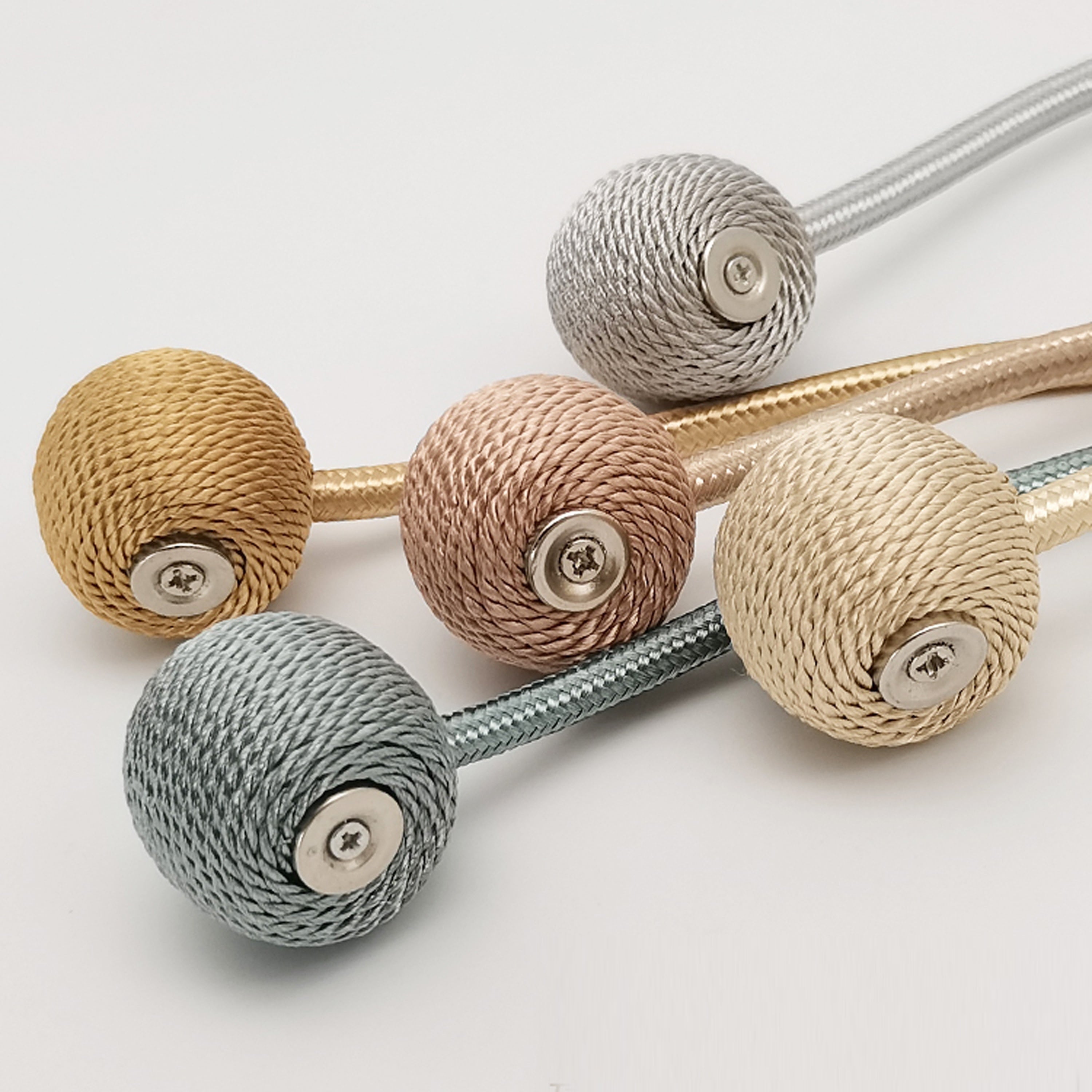 Set of Two Magnetic Curtain Tiebacks Polyester Twisted Rope Easy to Install Durable