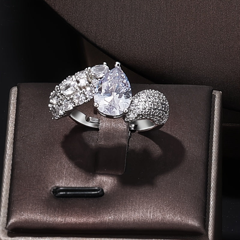 Women's Jewelry Set Necklace Bracelet Ring Earrings Dazzling Zirstones for Weddings and Holidays