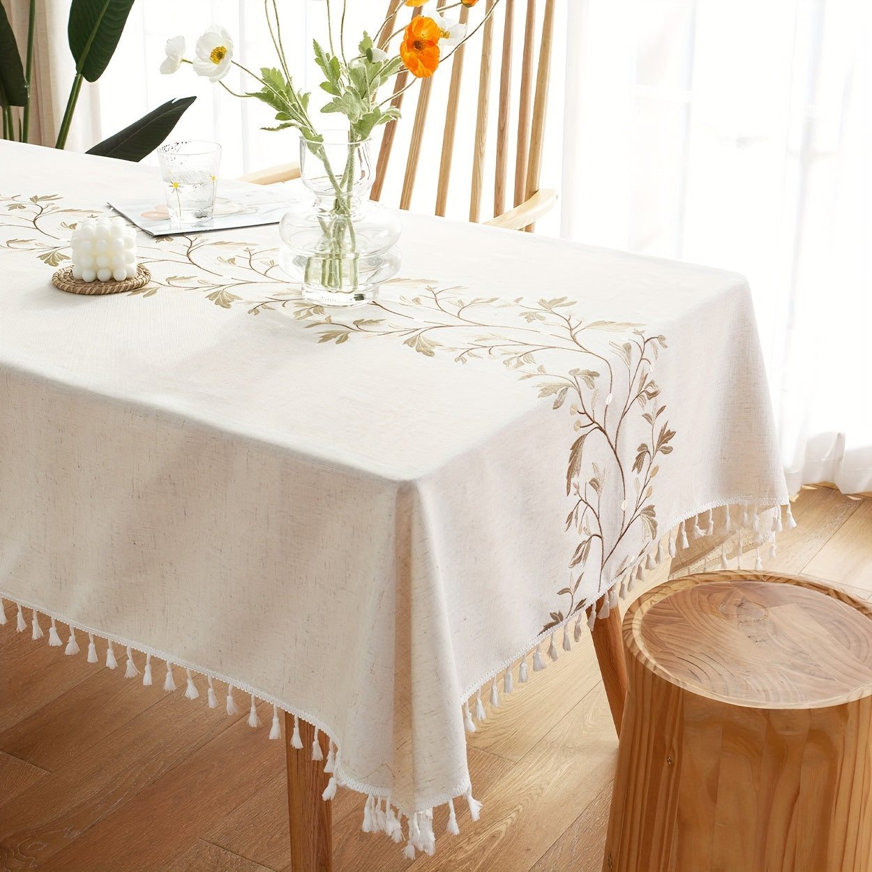 Linen Tablecloth with Feather Embroidery Rectangular Durable Easy to Clean for Weddings Parties and Restaurants