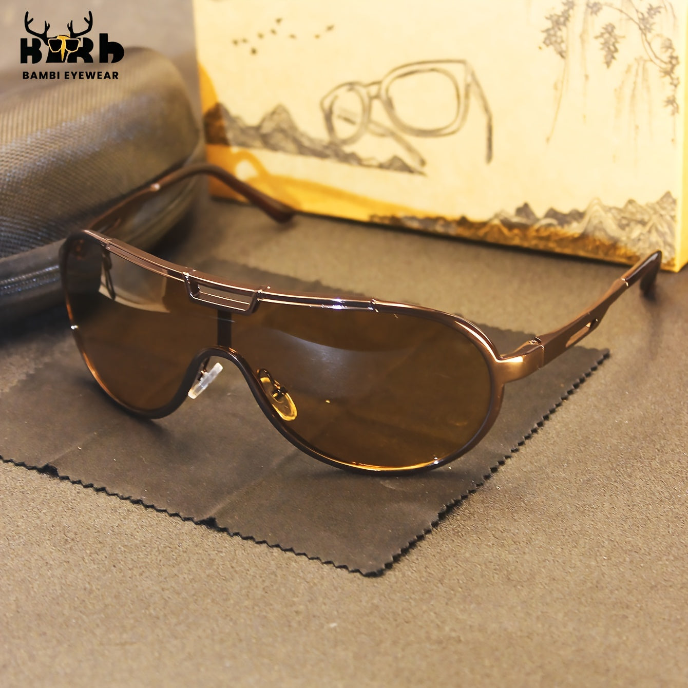 Oversized Gold Frame Sunglasses for Outdoor Cycling and Street Fashion with Zipper Case