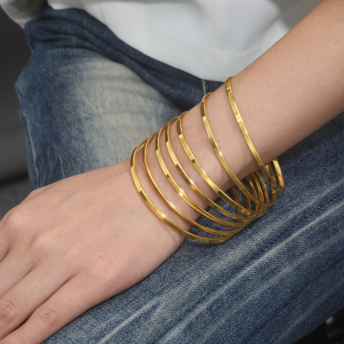 Ayollar uchun vintage uslubdagi 18K qilingan oltin qoplangan zanglamaydigan po'latdan yasalgan bangil bilakbanda to'plami, 7 ta