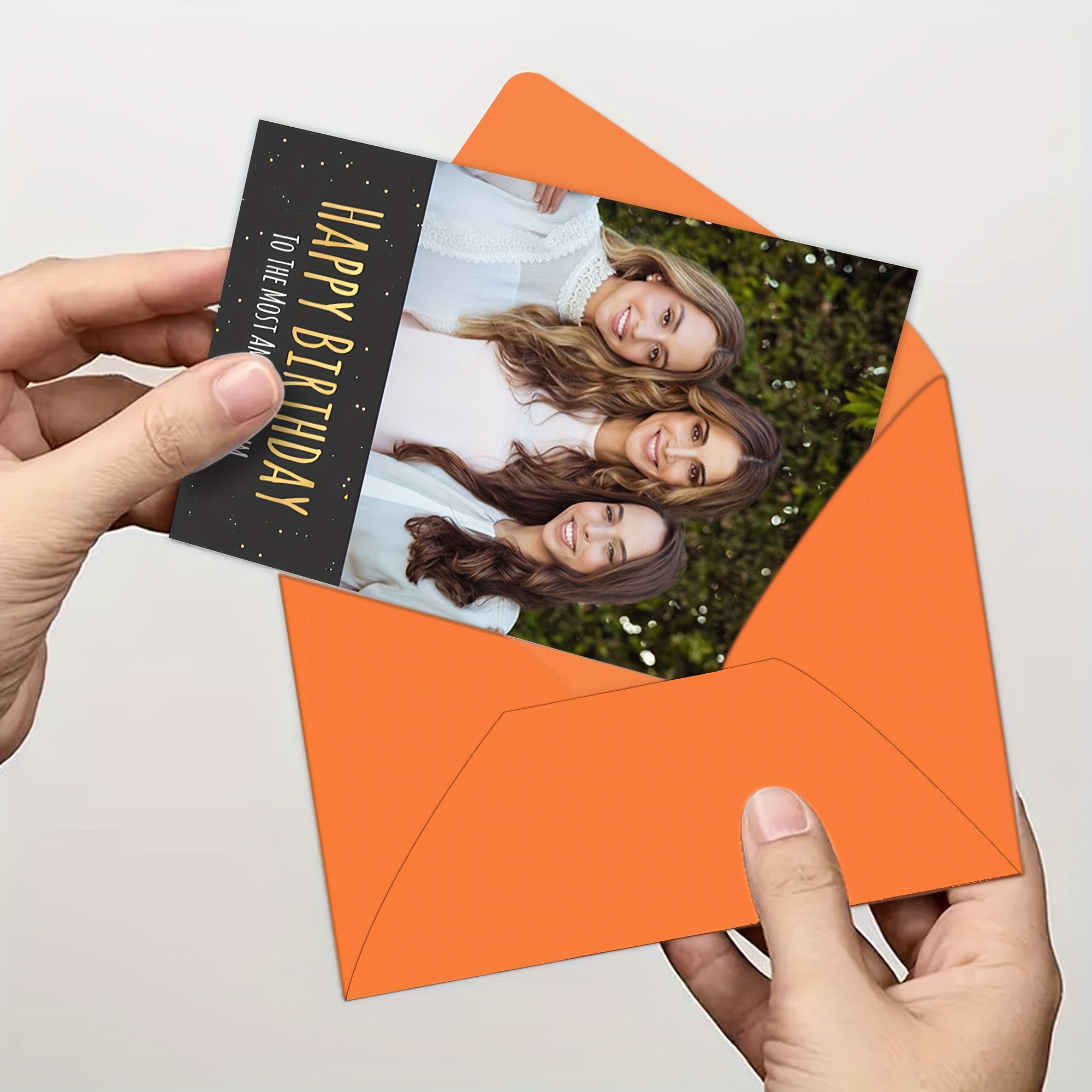 Onajon uchun jozibali 8-may kartasi - Vintage uslubida qo'l bilan tayyorlangan, sevgi va kulgu bilan to'lib-toshgan, faqat u uchun maxsus tayyorlangan, tug'ilgan kunlar va esda qolarli lahzalarni nishonlash uchun ideal.