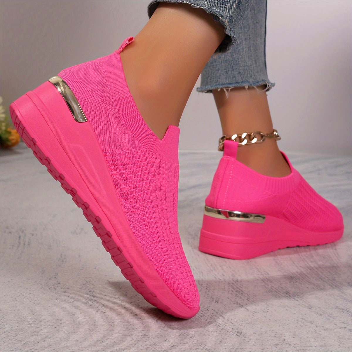 Women’s Pink Mesh Slip-On Casual Shoes Non-Slip Rubber Sole