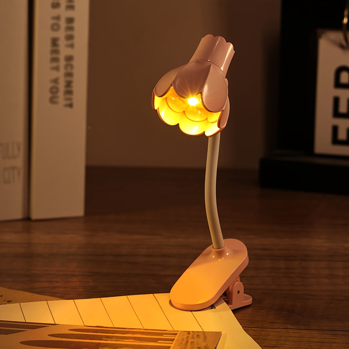 Single Petal Clip Table Lamp for Bedroom Reading and Home Decor
