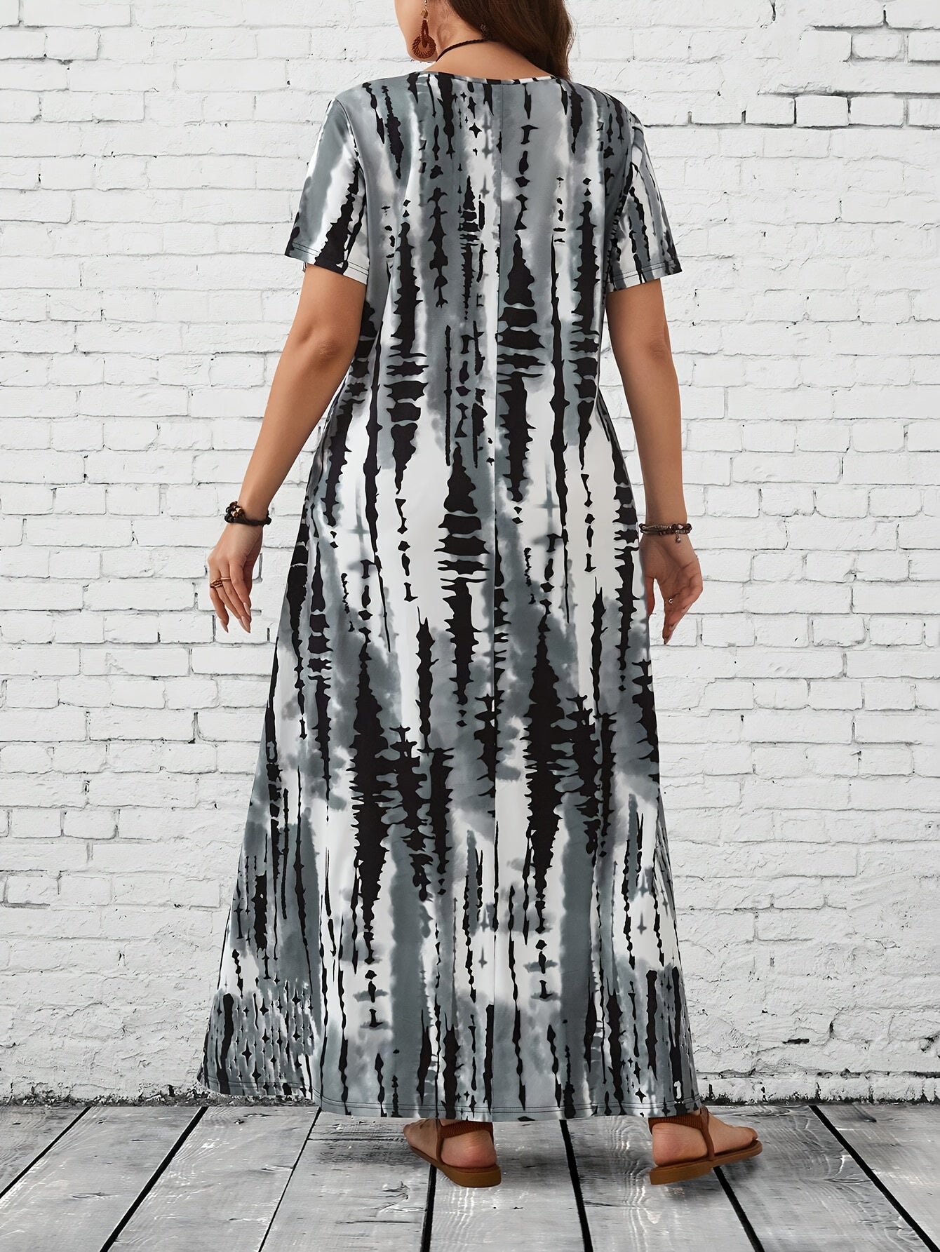 Plus Size Tie Dye Ankle Dress with Crew Neck Short Sleeve for Women