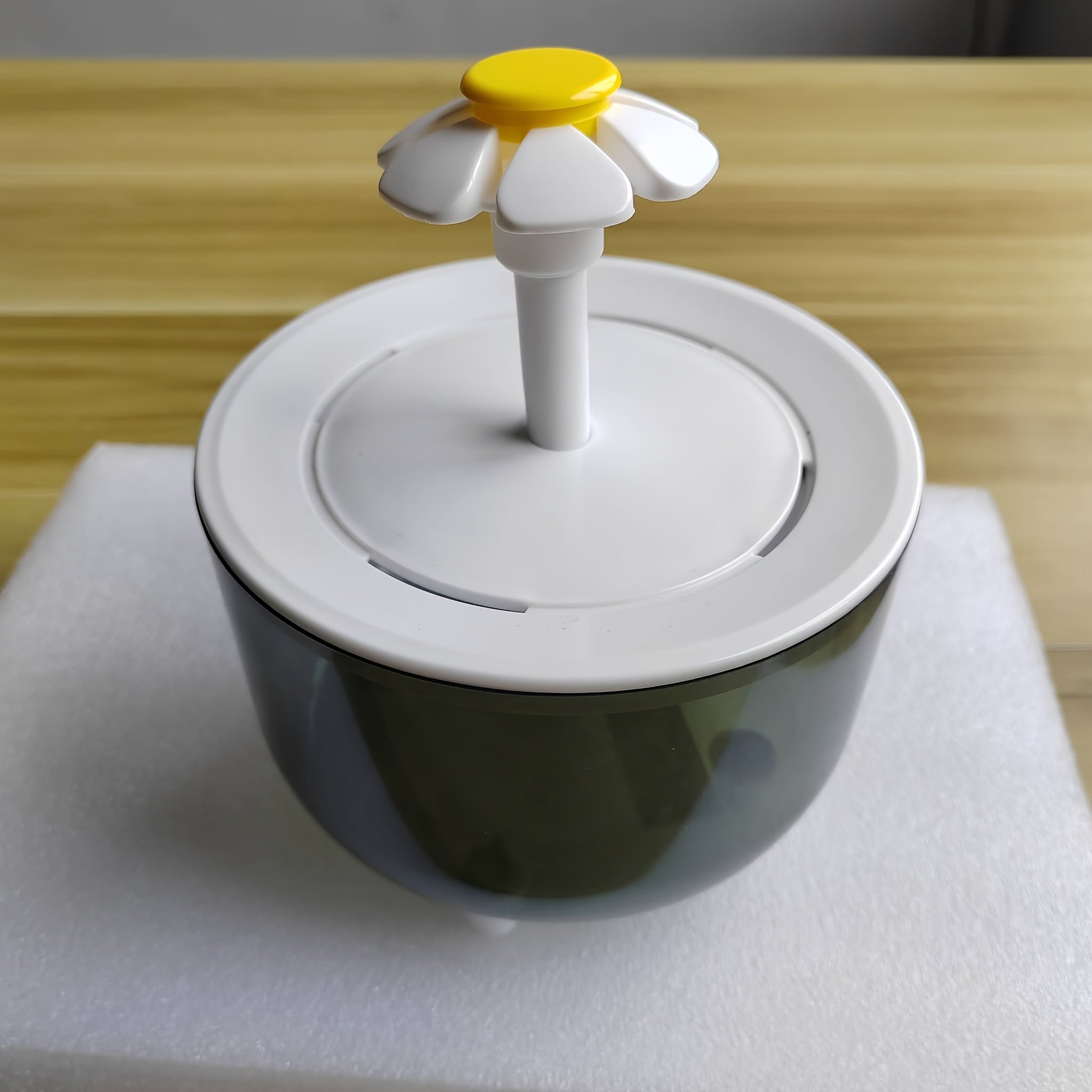 Quiet 1.5L Clear Pet Water Fountain USB Powered Easy to Clean for Cats and Small Pets