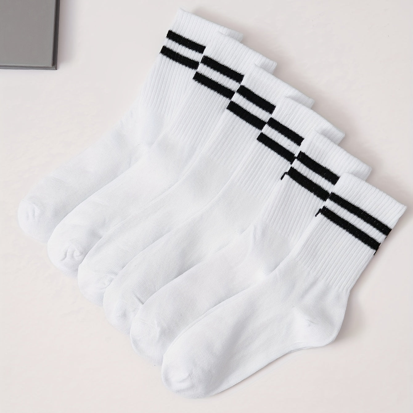 Women's Striped Knit Knee-High Socks 6 Pairs Mid Tube Sports College Style