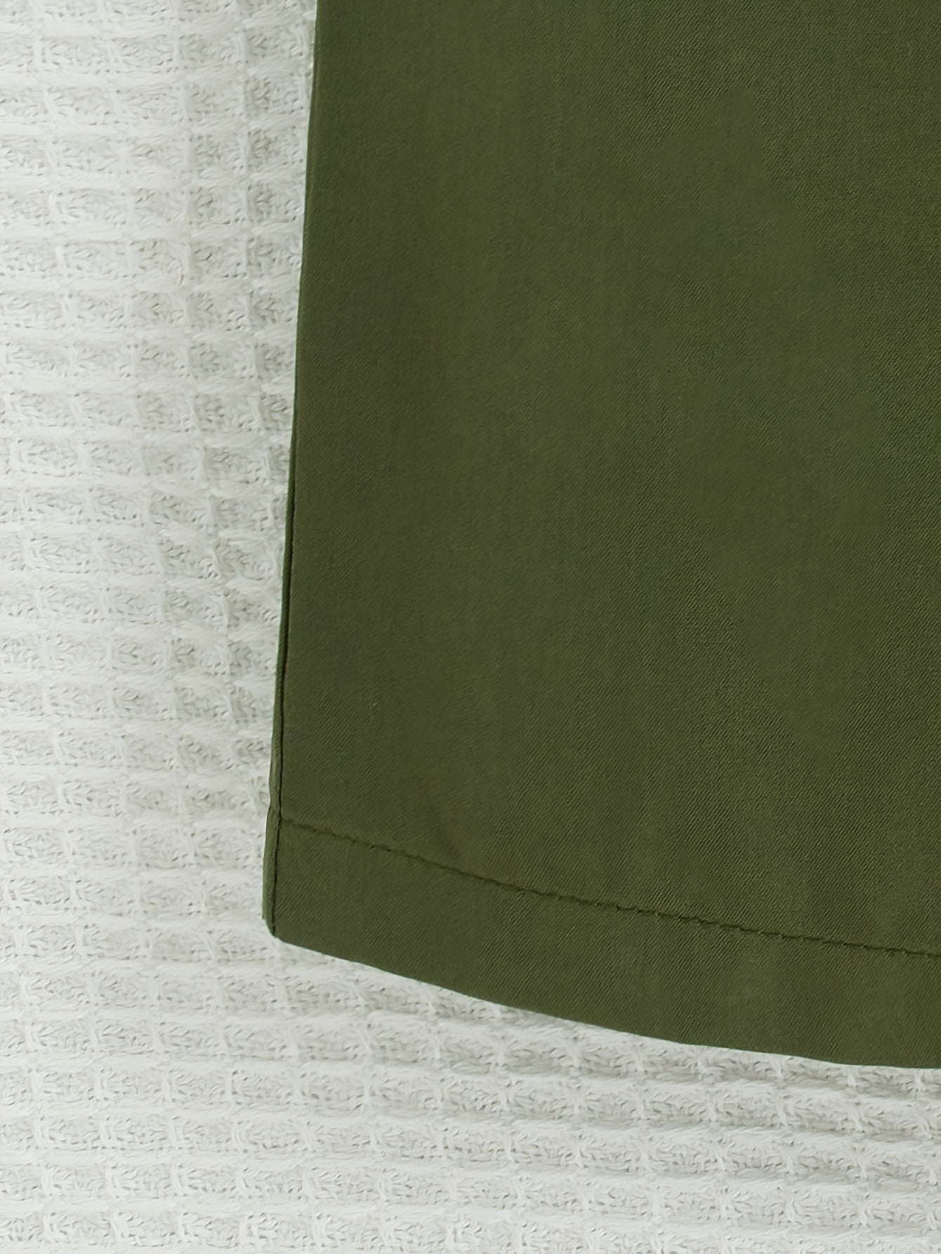 Летний комплект для девочек: безрукавка из трикотажа и шорты с ремнём для активного отдыха