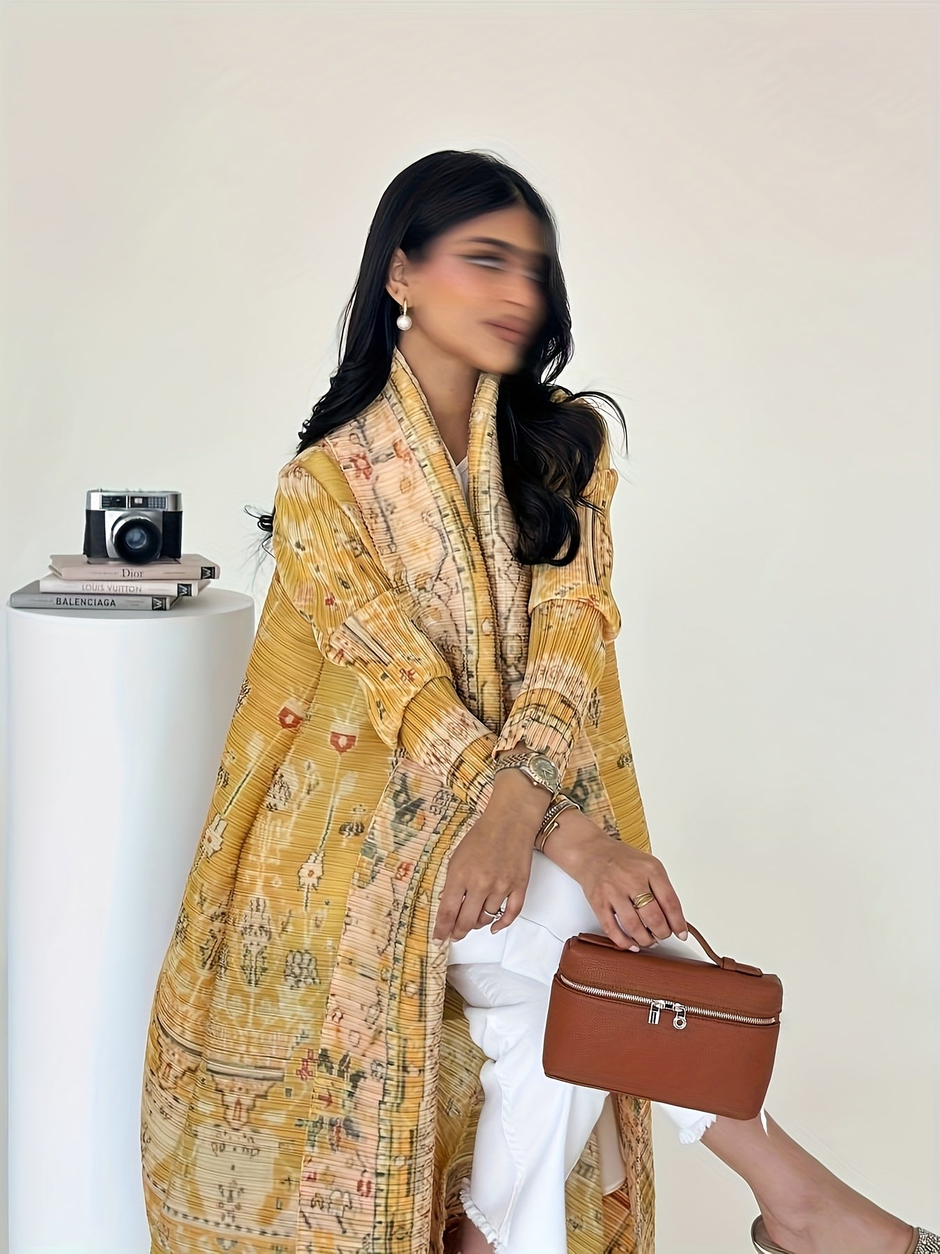 Ayollar uchun kattaroq o'lchamdagi sariq gullik kaftan kiyi, erkin fit, quyoshdan himoyalovchi abaya