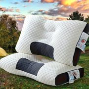 2 dona tikilgan massaj bo‘yni yostiqchalari, sozlanadigan ergonomik qo‘llab-quvvatlash bilan, yopilmaydigan yadro