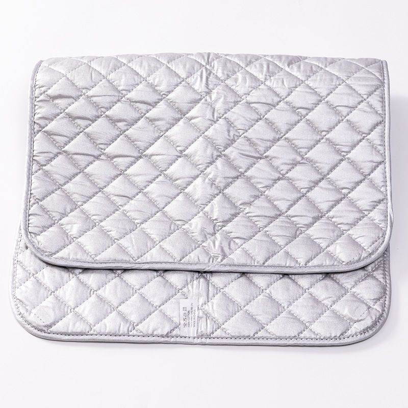 Alfombrilla de planchar plegable y portátil con patrón de copo de nieve, resistente a altas temperaturas, diseño colgante