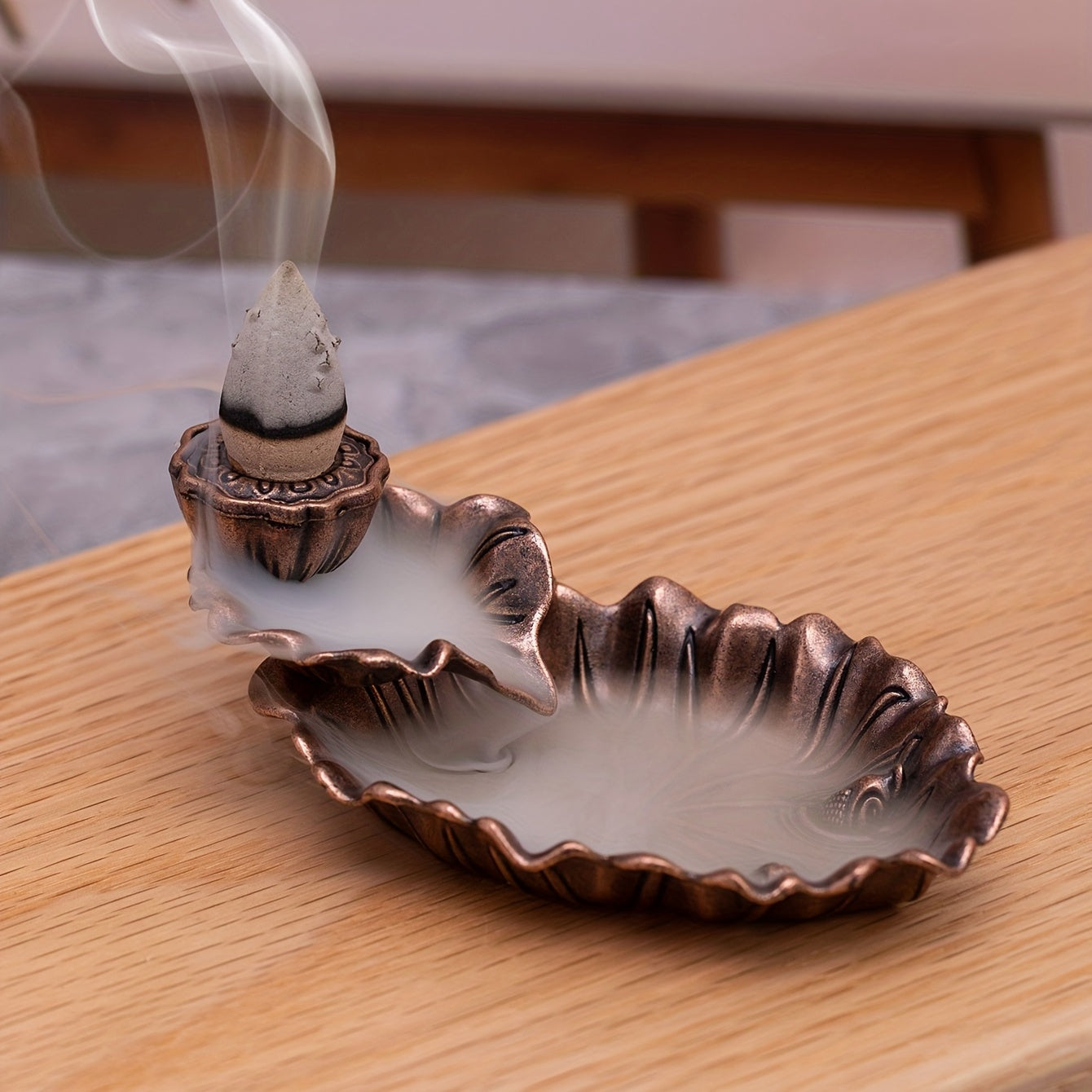 Ceramic Pisces Incense Burner with Retro Reverse Flow Design for Home Decor