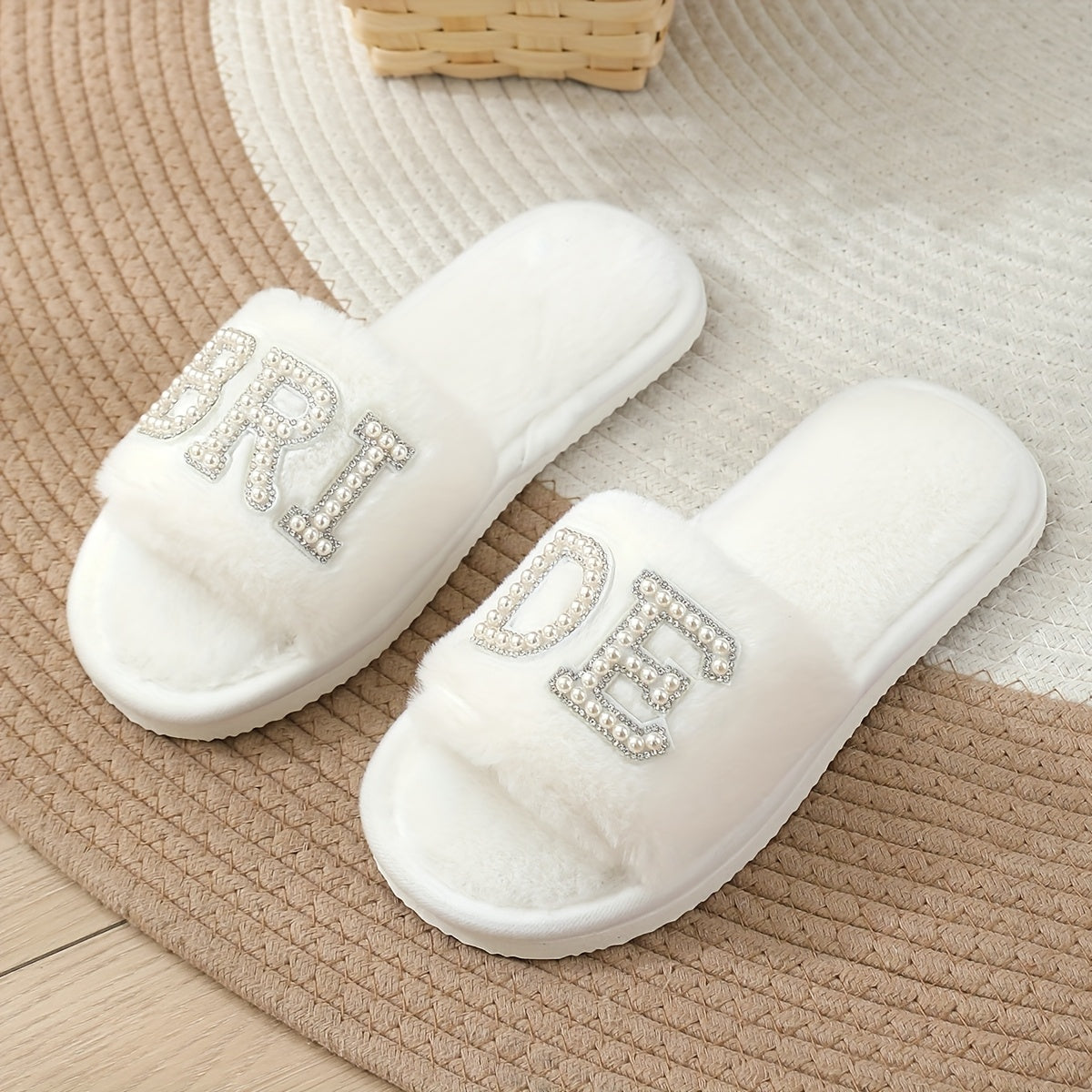 Women Pearl Letter "Better" Decor Plush Open-Toe Slides for Home and Outdoors