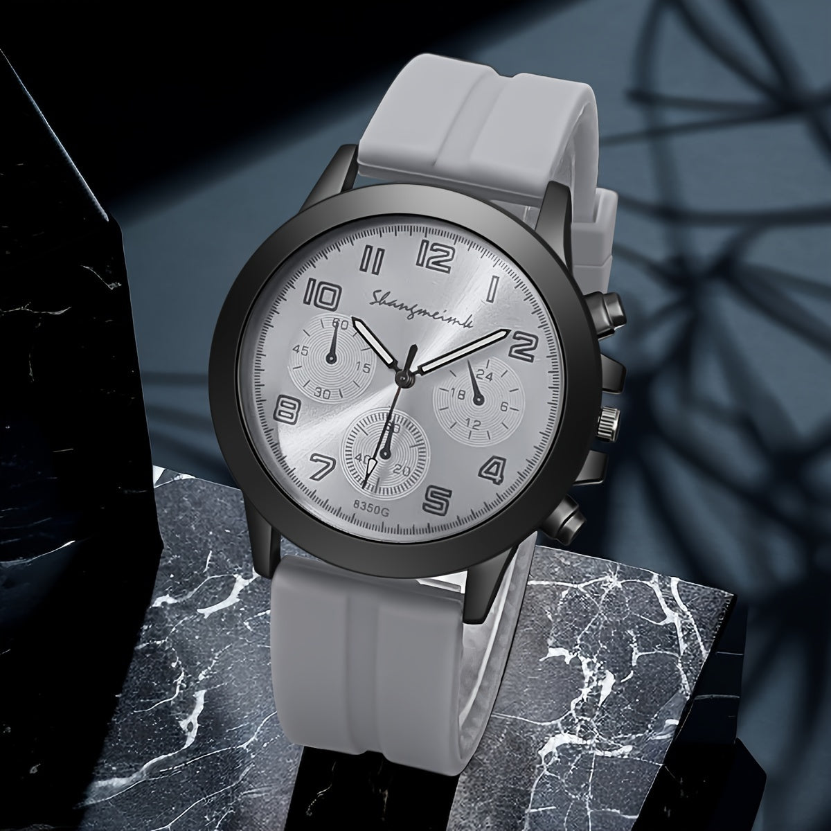 Unisex Minimalist Silicone Strap Watch with Zinc Alloy Dial and Quartz Movement