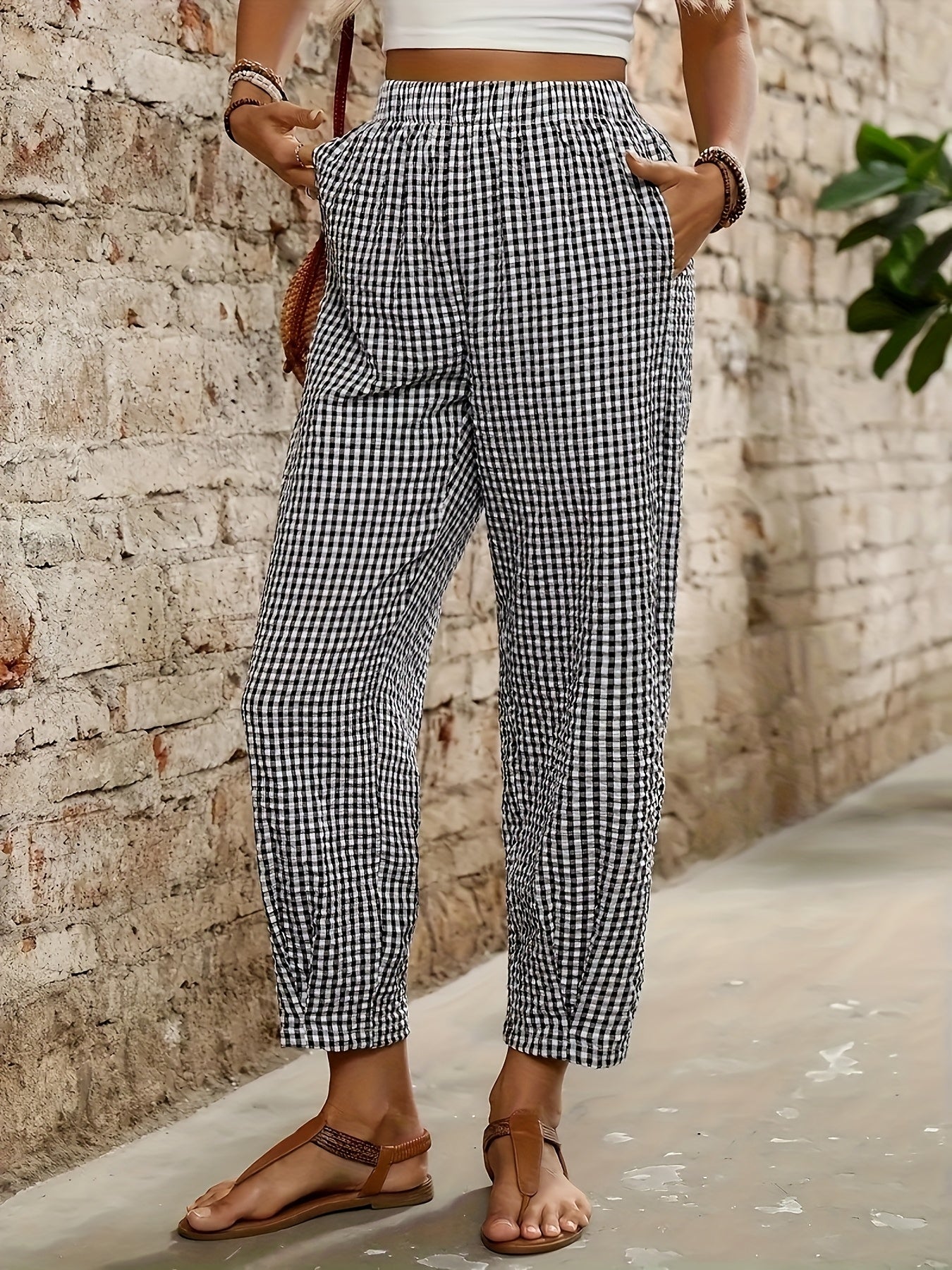 Plus Size Women's Gingham Casual Pants with Pockets Elastic Waist Blue White
