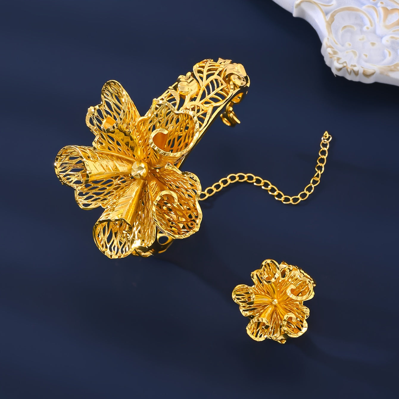 Vintage Style 18K Gold Plated Copper Jewelry Set for Women with Elegant Design