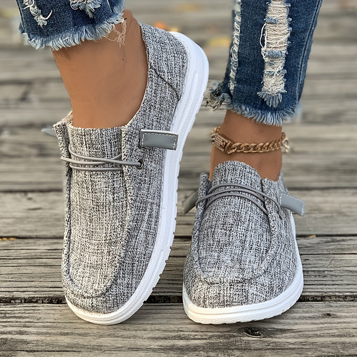 Women's Casual Slip-Resistant Round Toe Low-Top Sneakers with Breathable Fabric
