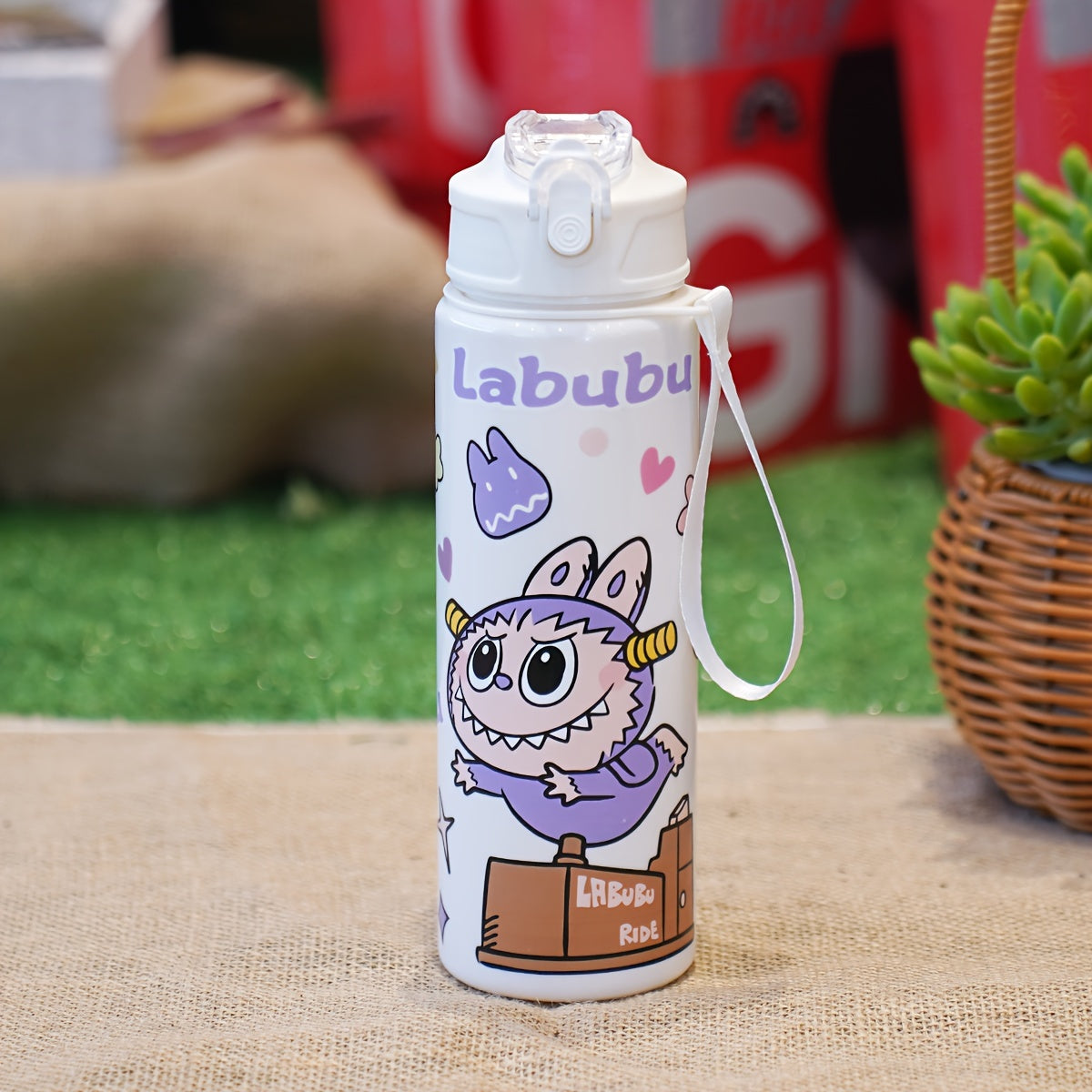 23oz suyuqlik o'tkazmaydigan portativ suv shishasi, sport, lager va maktab uchun qo'l halqasi bilan