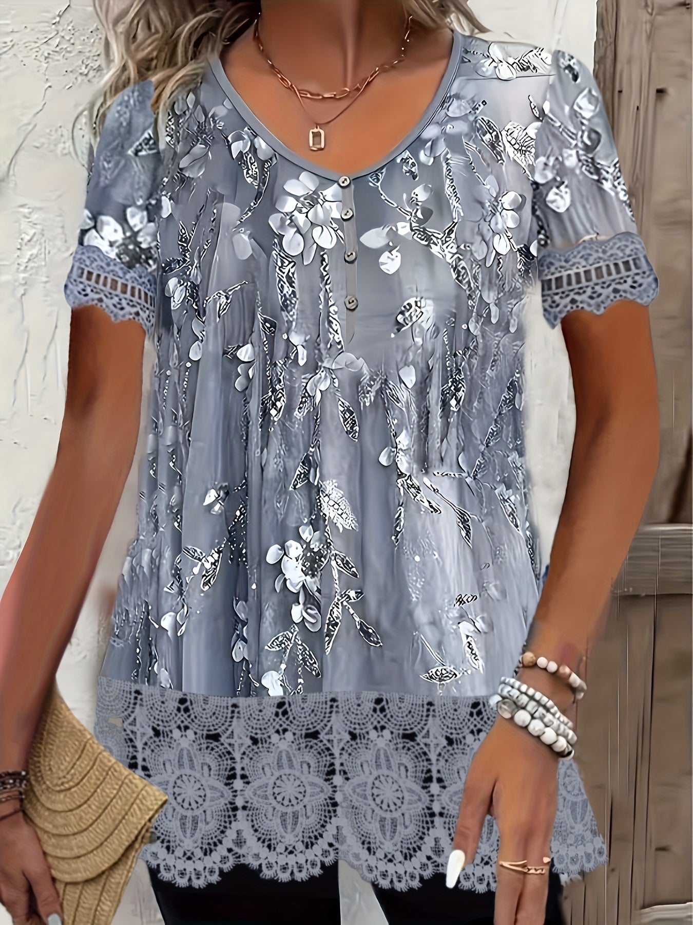 Plus Size Women's Floral Print V-Neck Short Sleeve T-Shirt Breathable Stretch Fabric