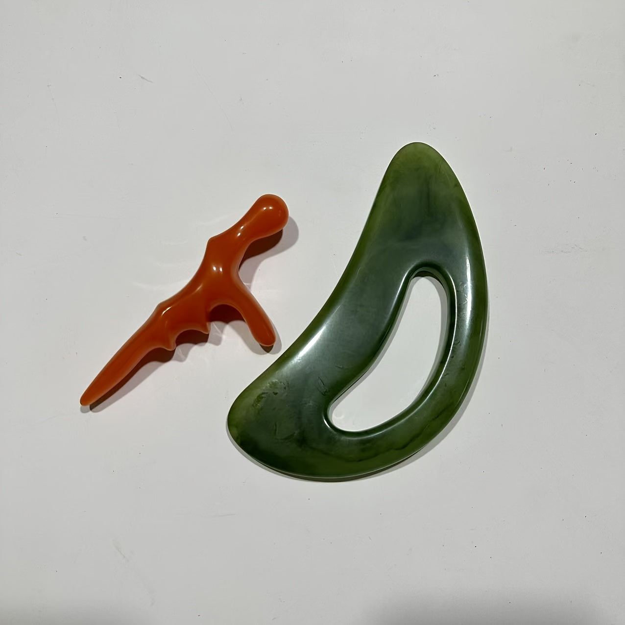 Универсальный скребок для тела для дренажа, массажа плеч, шеи, спины, живота, ног, лимфодренажа, иглоукалывания сухожилий и терапии по меридианам.