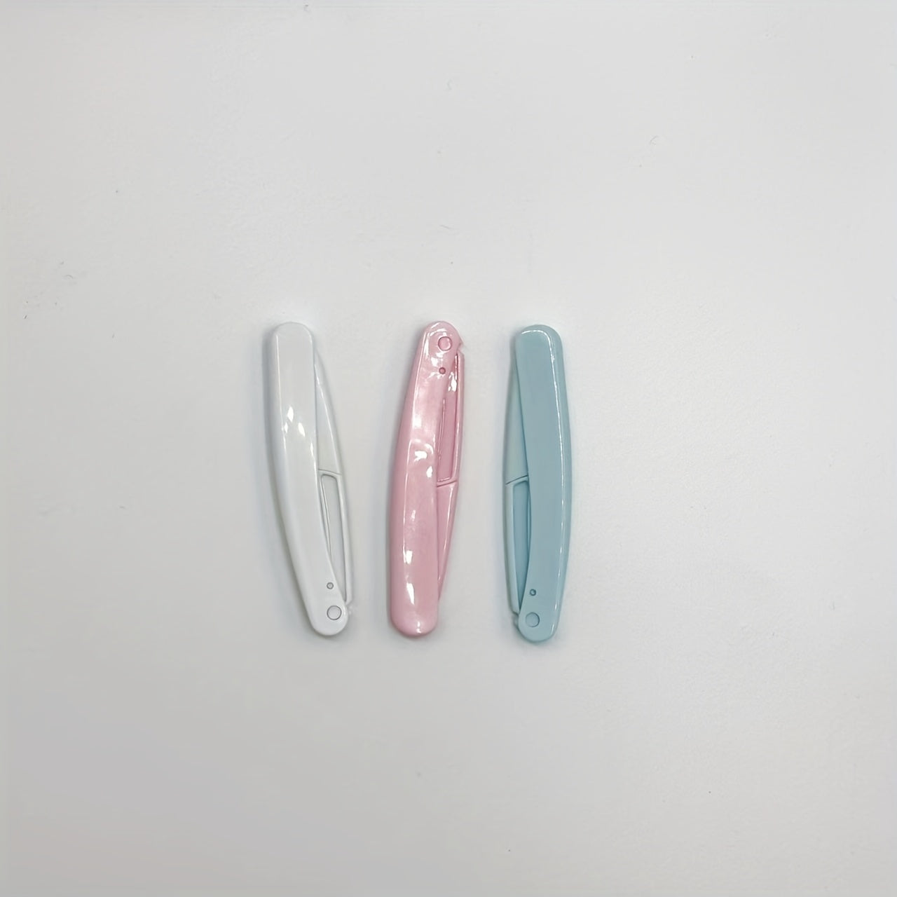 Women Plastic Safe Folding Face Shaver and Eyebrow Trimmer Set