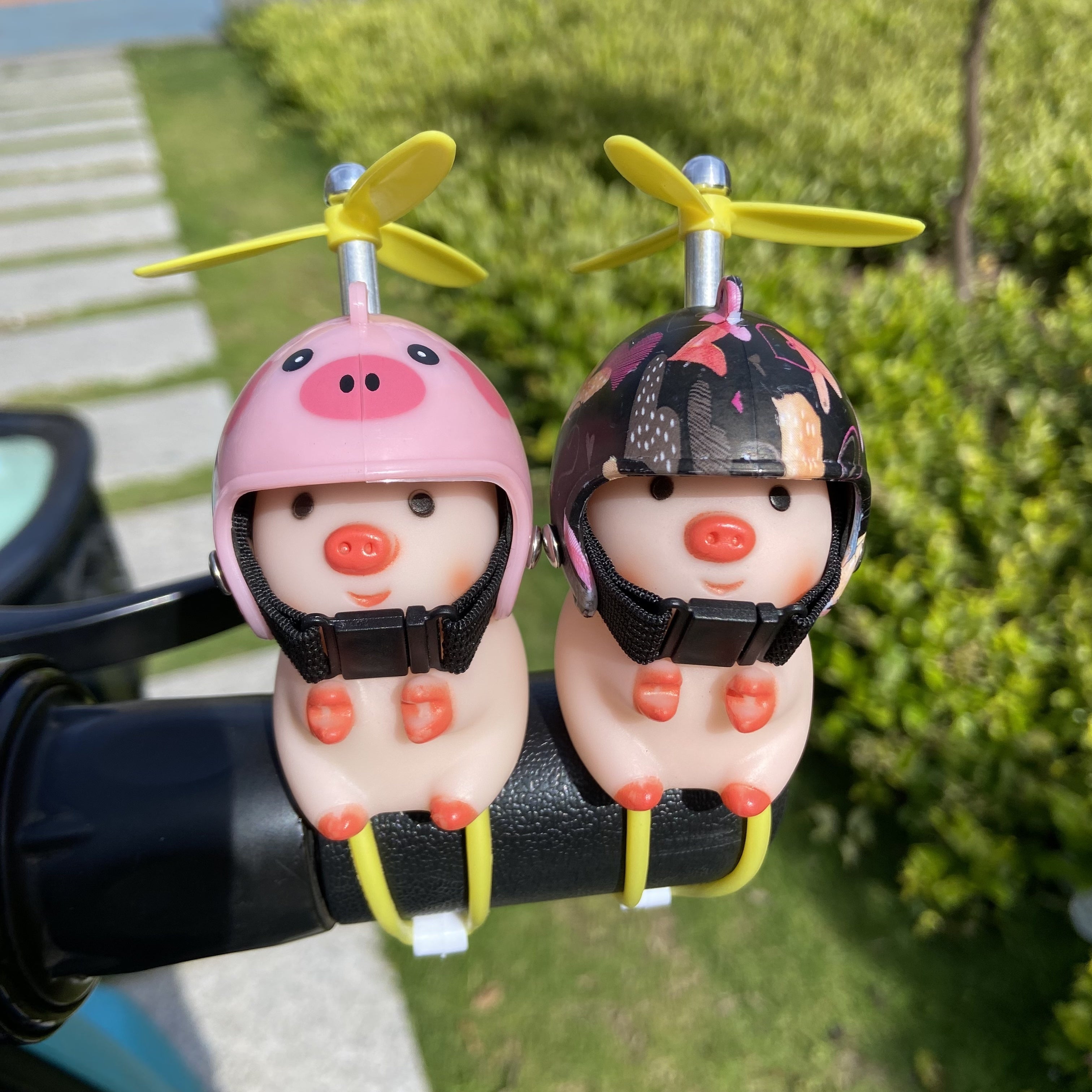 Pig Helmet Handlebar Accessory for Scooters, Cute Motorcycle Decor