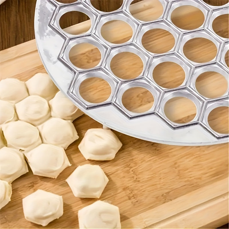 Stainless Steel Dumpling Mold with 37 Hexagonal Cavities 24.99cm Round Ravioli Maker Kitchen Baking Tools
