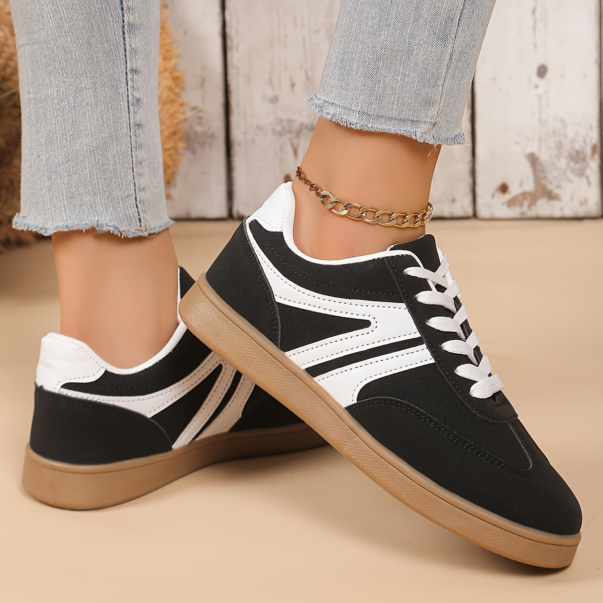 Women's Breathable Knit Sneakers Low Top Solid Color Summer Walking Jogging